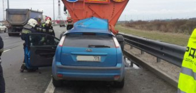 В ДТП на КАД в Петербурге погиб водитель иномарки