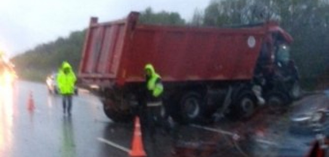 Человек погиб в ДТП с ассенизаторской машиной под Воронежем