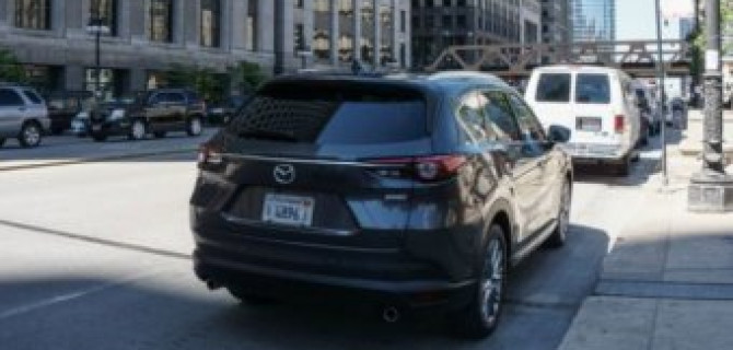 В Сети появилось фото кроссовера Mazda CX-8