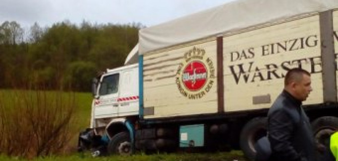 В ДТП с фурой на въезде в Любань погиб человек