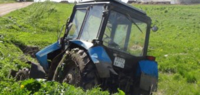 В Грязовецком районе в ДТП погиб тракторист