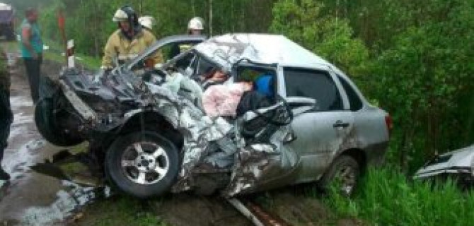 В Нижегородской области в ДТП с фурой погибли четыре женщины