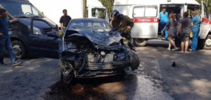 Пять человек пострадали в ДТП в Тюмени