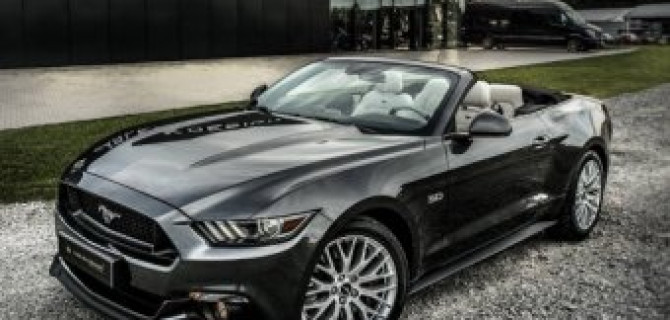 Carlex Design усовершенствовали салон Ford Mustang GT