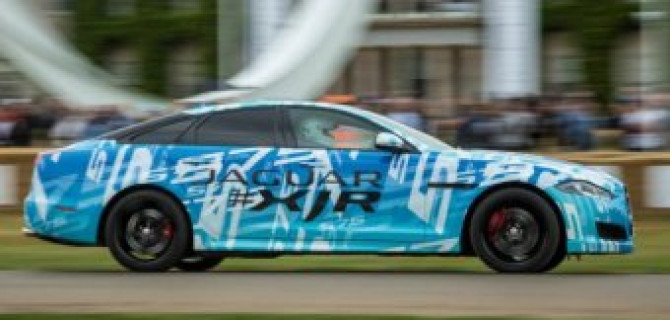 Jaguar подготовил новую 575-сильную версию седана XJ