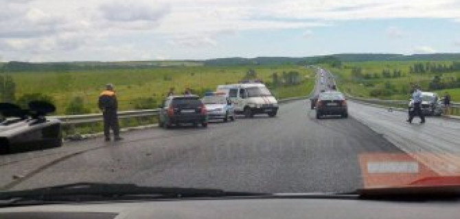 Трое детей пострадали в лобовом ДТП в Вольском районе Саратовской области
