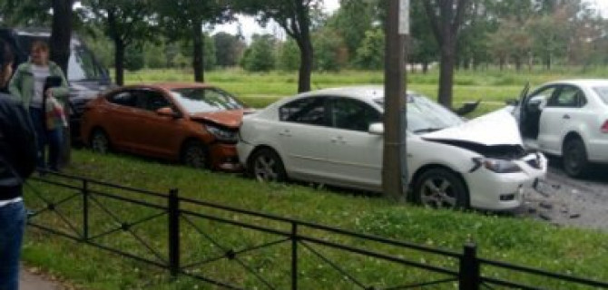 В Петербурге произошла новая авария с пострадавшим ребенком