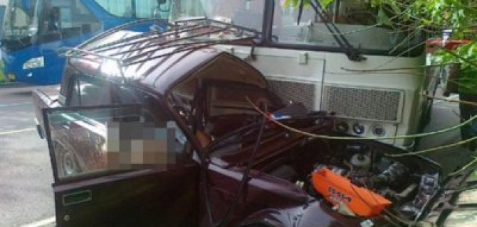 Под Тулой в ДТП с автобусом погиб водитель ВАЗа