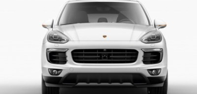 Porsche Cayenne от 4 481 000 рублей в честь 10-летия Порше Центра Москва