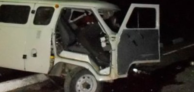 Два человека погибли в лобовом столкновении УАЗа и Audi под Брянском