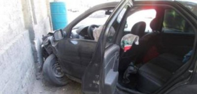 В Брянске в ДТП с такси пострадали женщина с ребенком