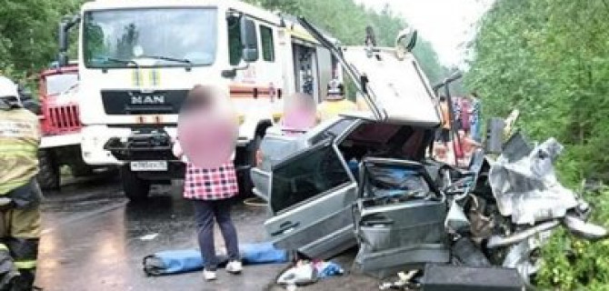 Молодая девушка погибла в лобовом ДТП в Карелии