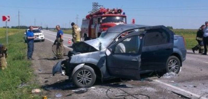 Женщина погибла в лобовом ДТП под Воронежем