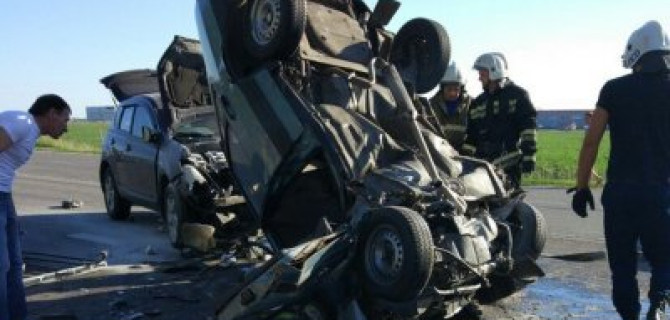 Очевидцы сообщили о смертельном ДТП на выезде из Воронежа