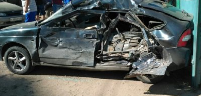 В Энгельсе в массовом ДТП погиб водитель «Приоры»