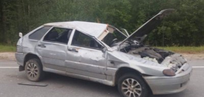 В ХМАО подросток за рулем автомобиля устроил ДТП с погибшим ребенком