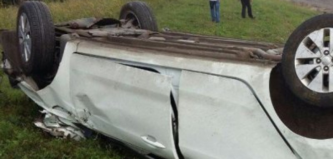 Молодой водитель погиб в опрокинувшейся иномарке под Волгоградом