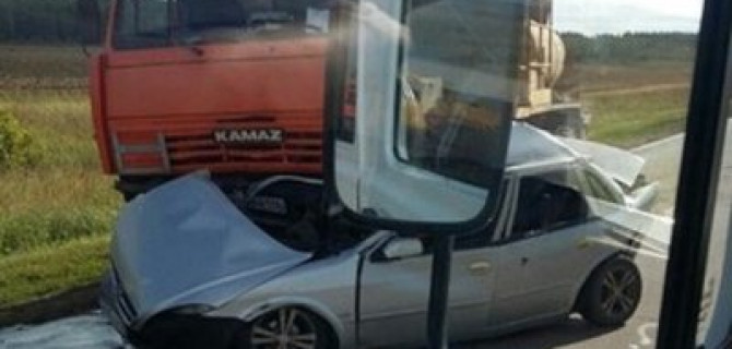 Отец и сын погибли в страшном ДТП с КамАЗом в Татарстане
