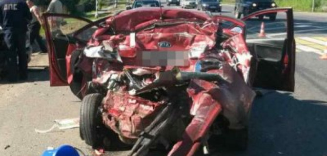 Маленькая девочка погибла в тройном ДТП в Тверской области