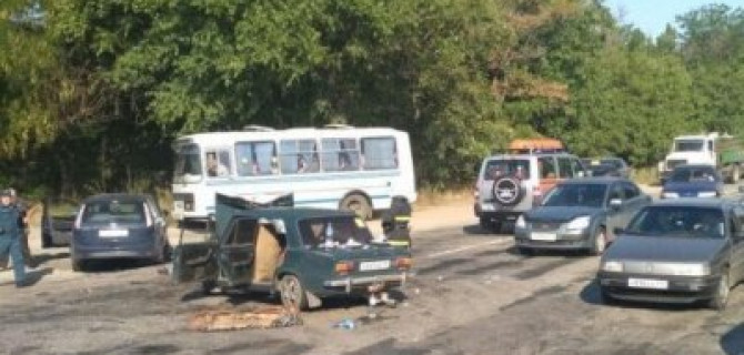 Семья разбилась в лобовом ДТП под Симферополем – погибла мать