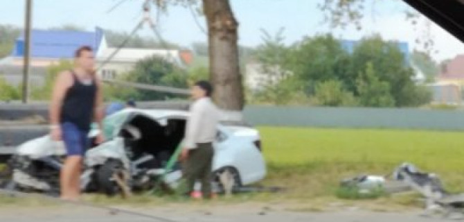 Два человека погибли в лобовом ДТП в Армавире