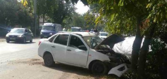 В ДТП в Оренбурге погиб водитель «Гранты»