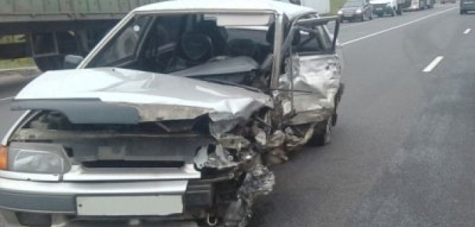 В массовом ДТП под Тулой погиб водитель ВАЗа