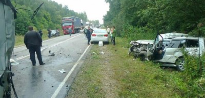 Водитель иномарки погиб в тройном ДТП на трассе «Железня-Алексин»