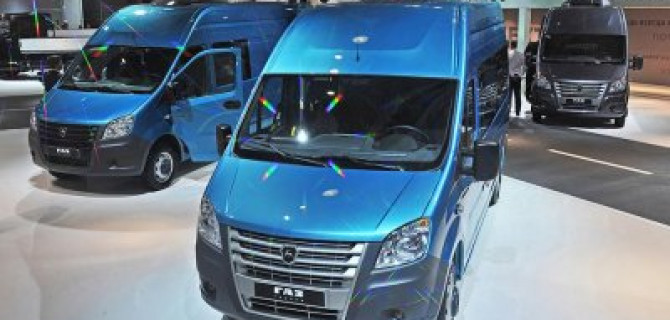 "Группой ГАЗ" представлена маршрутная "Газель" на электротяге 