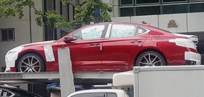  Genesis G70 без камуфляжа заснят фотошпионами