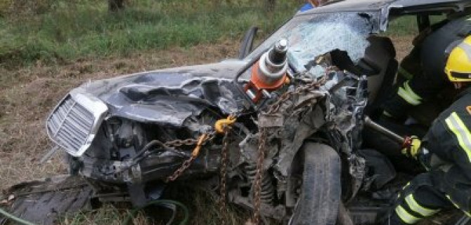 Три человека пострадали в массовом ДТП на трассе Пермь – Екатеринбург