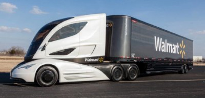 Илон Маск отложил презентацию электрогрузовика Tesla Semi 