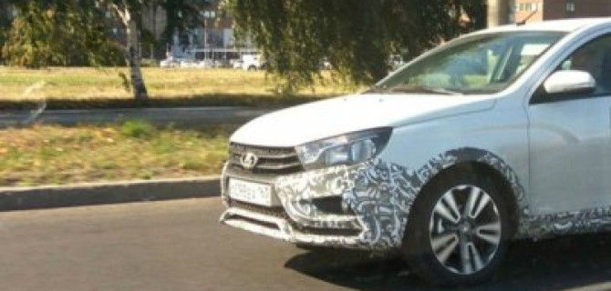 Кросс-версия седана LADA Vesta «поймана» во время тестов