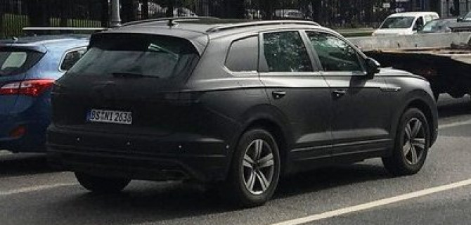 Volkswagen «засветил» обновленный кроссовер Touareg на дорогах Москвы