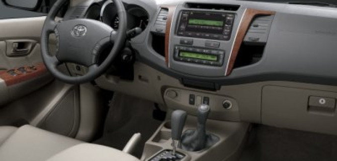 Toyota отзывает в России 323 пикапа Hilux - снова из-за подушек безопасности