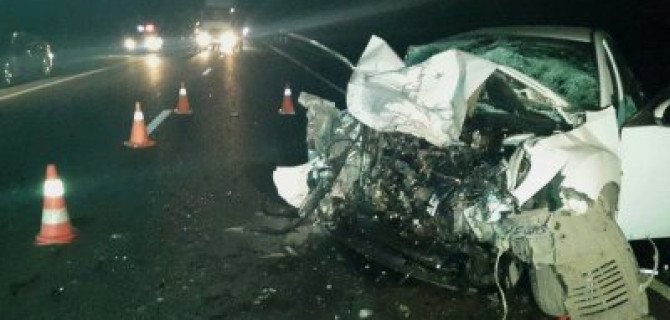 Два человека погибли при столкновении иномарок в Волгоградской области