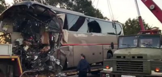 Водитель автобуса, попавшего в ДТП на Кубани, мог уснуть за рулем