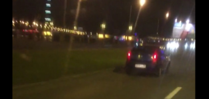 В Петербурге автомобиль сбил пожилую женщину и скрылся