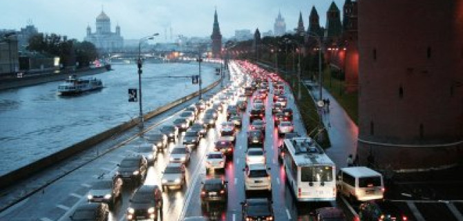 В России на 1000 жителей приходится 290 автомобилей