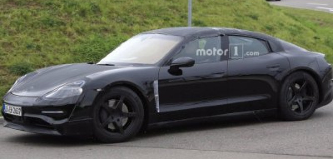 Porsche тестирует на дорогах прототип электрокара Mission E