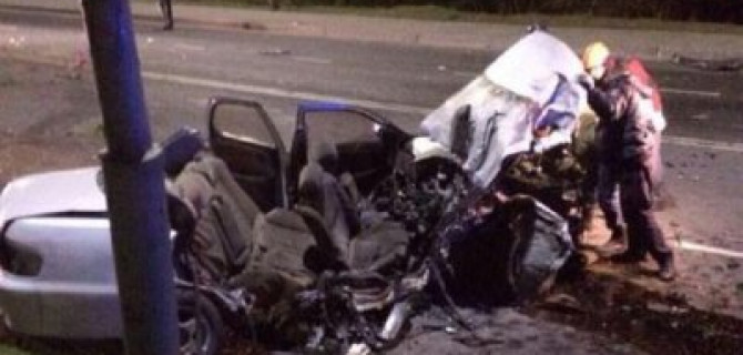 Два человека погибли в ночном ДТП с двумя «Тойотами» на Камчатке