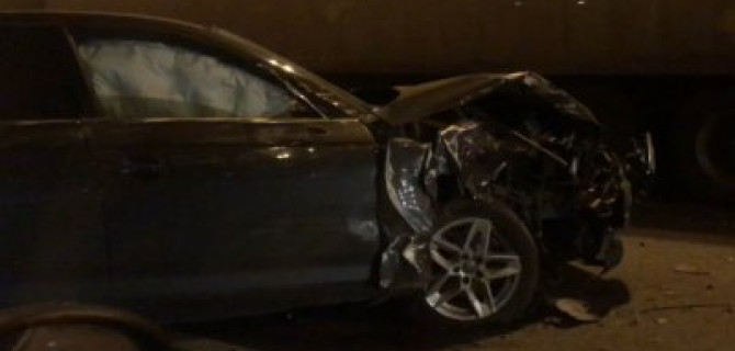 Audi A4 с номерами 666 сильно разбился на Кубинской улице в Санкт-Петербурге