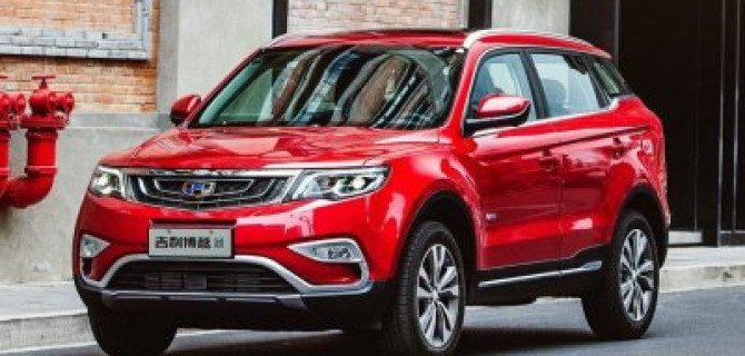 Geely представили обновленный флагманский кроссовер Boyue