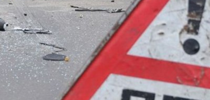 Под Ярославлем &laquo;Нива&raquo; врезалась в&nbsp;стоящий грузовик&nbsp;&mdash; погибло 3 человека