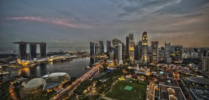 Жители Сингапура не смогут купить новый автомобиль - машины не помещаются в страну