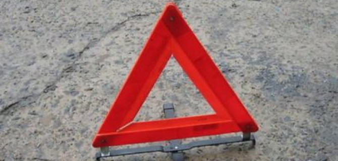 В ДТП с грузовиком на МКАД погиб человек