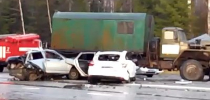 Три человека пострадали в ДТП на Якшур-Бодьинском тракте Удмуртии