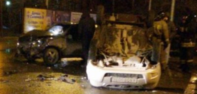 В Яндекс.Такси прокомментировали аварию с участием машины такси в Кемерово