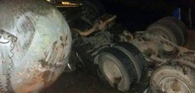 Десять человек, включая младенца, погибли в ДТП на юге Киргизии