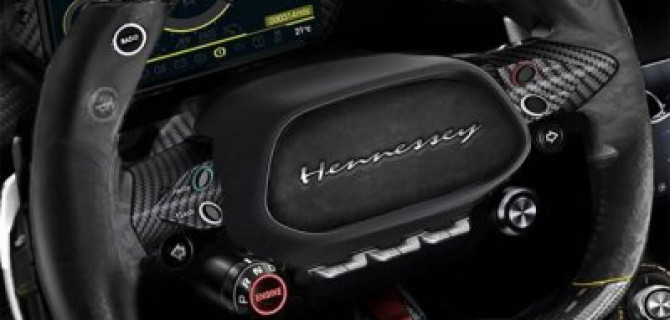 Hennessey показали интерьер гиперкара Venom F5